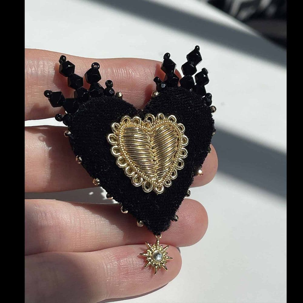 Brooch  Velvet Romance - Image 2