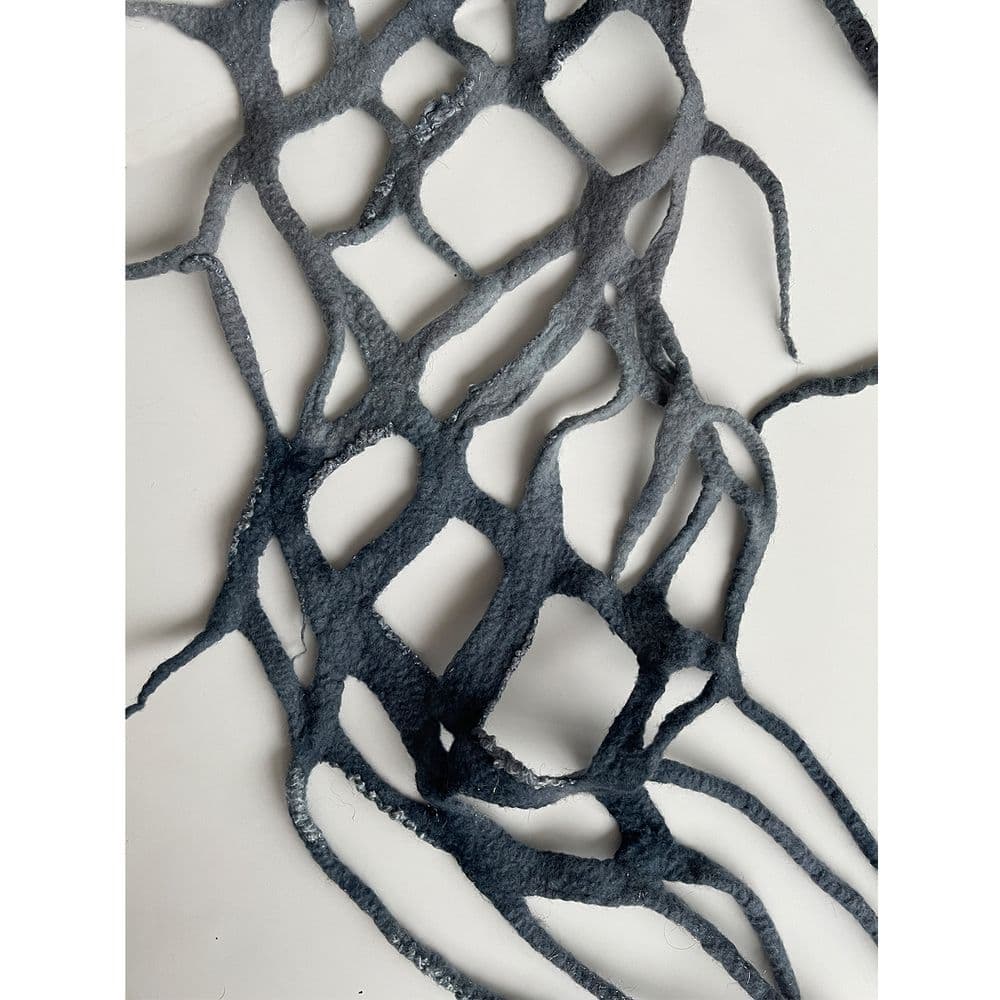 Wool scarf VETKA, navy-gray - Image 4